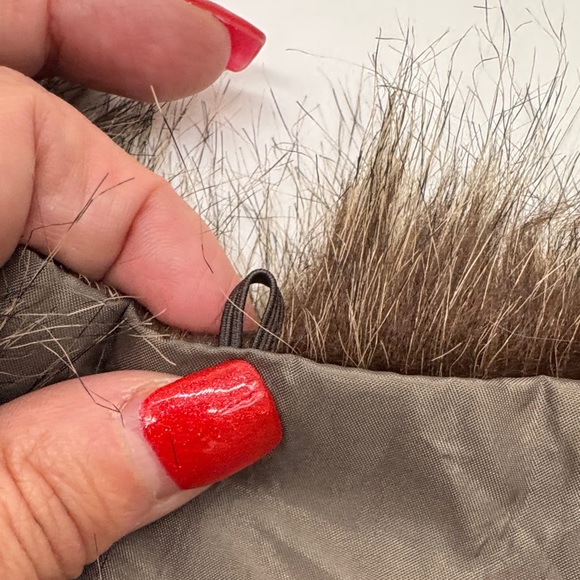 Elegant Faux Fur Shawl in Brown - Picture 11 of 12